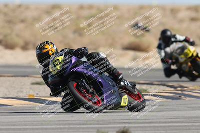 media/Oct-04-2025-CVMA (Sat) [[408bcdd6e4]]/Race 10-Amateur Supersport Middleweight/
